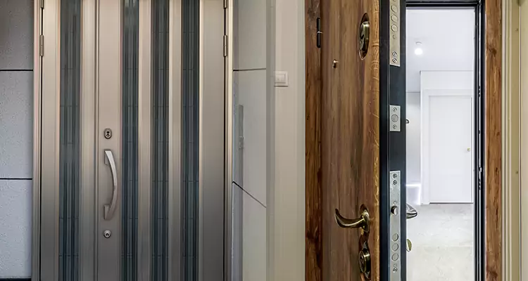 Burglar Proof Front Door Repair in Wesley Chapel, FL