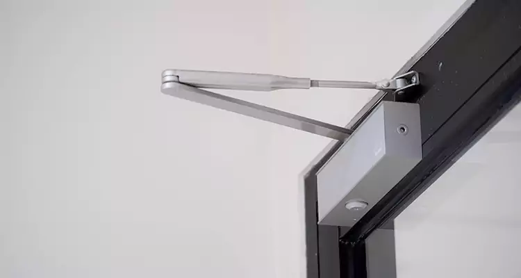 Screen Door Closer Installation in Wesley Chapel, FL