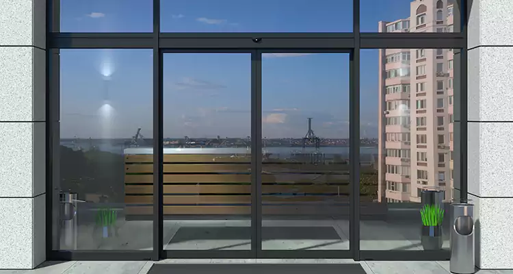 Our Patio Door Casing Repair Services in Wesley Chapel, FL