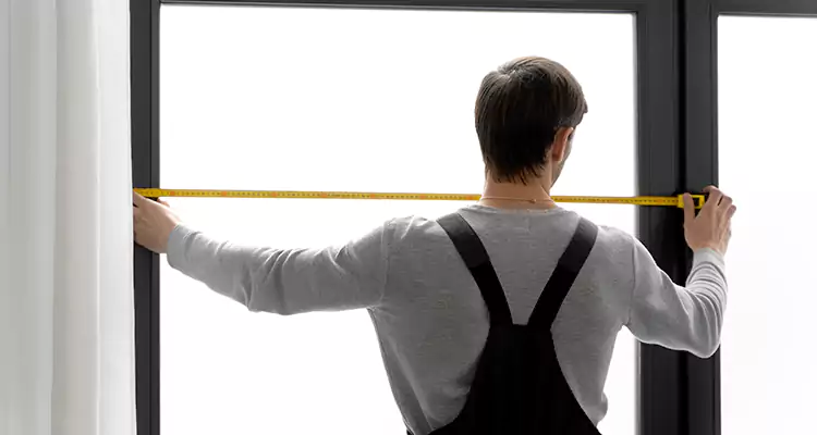 Retractable Deck Screens Repair in Wesley Chapel, FL