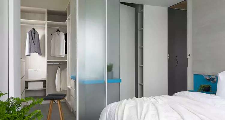 Closet Door Bi Fold Installation in Wesley Chapel, FL